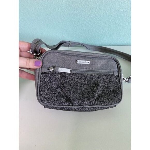 Baggallini Grey Adjustable Crossbody‎ Bag Purse - Picture 1 of 10